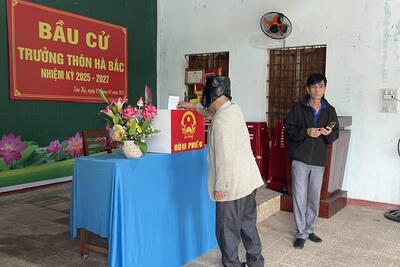 Bầu cử trưởng thôn nhiệm kỳ 2025-2027: Dân chủ, thành công.